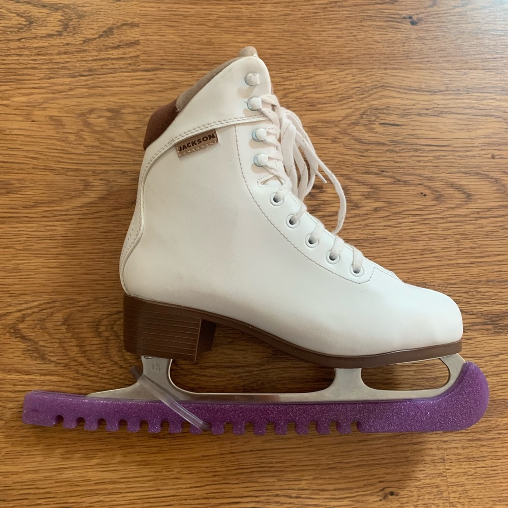 Brand new Jackson ice skates size 7 women